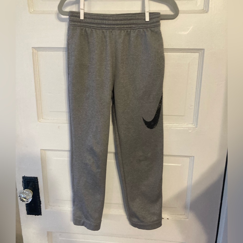 Nike Boys SZ 7 Dr-Fit Sweatpants